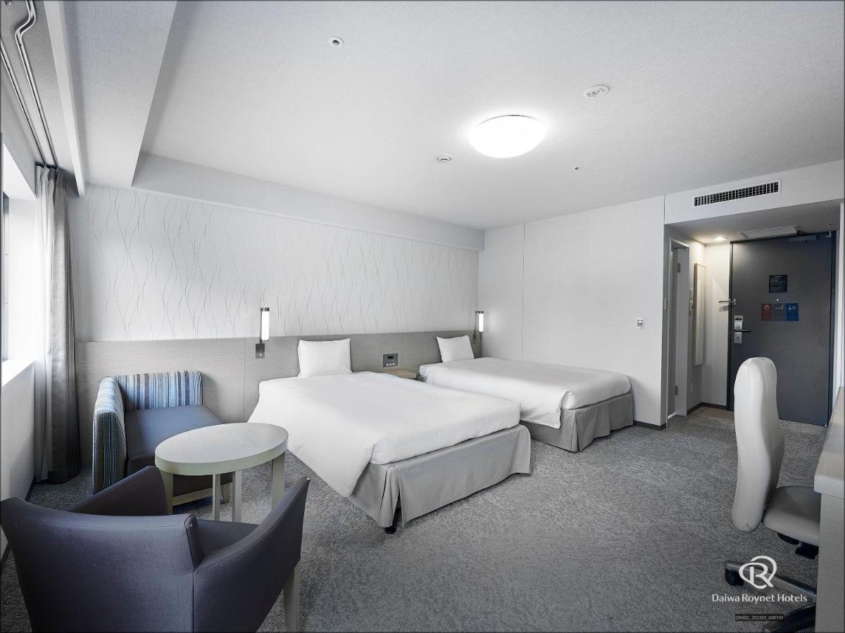 Daiwa Roynet Hotel Yokohama Kannai Екстер'єр фото
